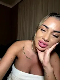 KirstieVegas stripchat stream image