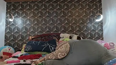 yummymeily stripchat stream image