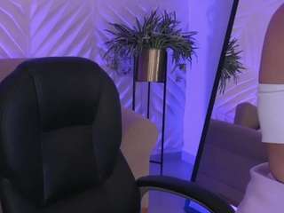 madelinefox camsoda stream image