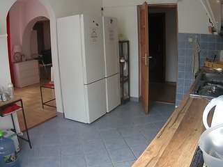 voyeurcam-julmodels-kitchen camsoda stream image