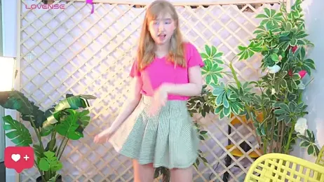 Pinkie_Princes stripchat stream image