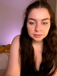 EllyNora stripchat stream image