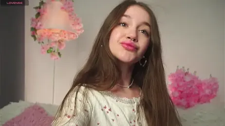 AmiLewis stripchat stream image