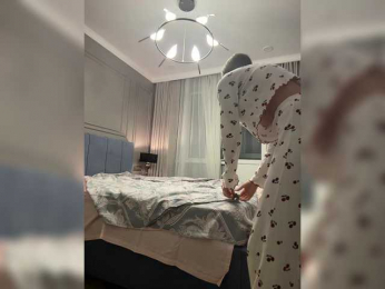 Roxysh bongacams stream image