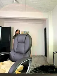 aly_golden_ stripchat stream image