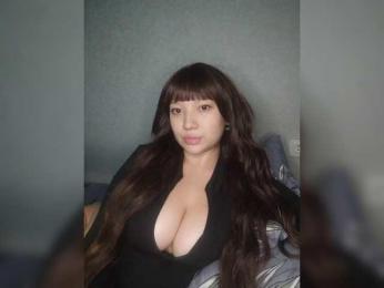 Goldlove10 bongacams stream image