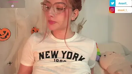 Anavi_ stripchat stream image