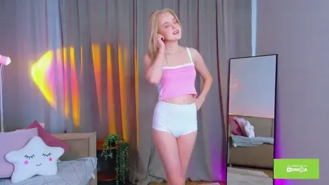 StarrShinee stripchat stream image