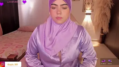 shayla_18 stripchat stream image