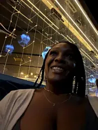 TilaTotti stripchat stream image