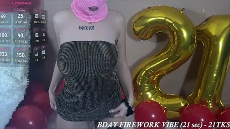 zoeypink stripchat stream image