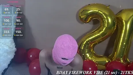 zoeypink stripchat stream image