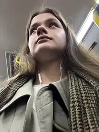 KittyQueeny stripchat stream image