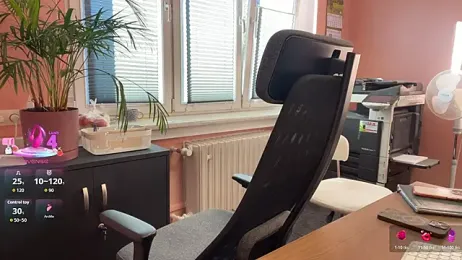 legsLONG stripchat stream image