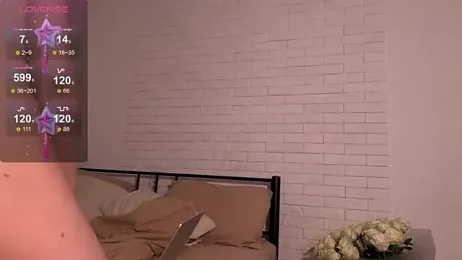 oypo stripchat stream image