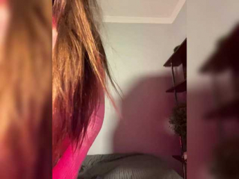 Saliss1 bongacams stream image