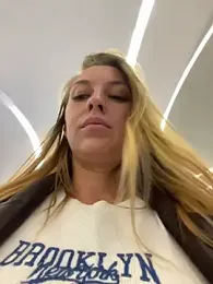 Sweet___Emily stripchat stream image