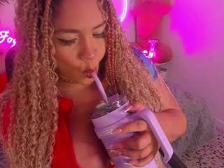 joycethompson camsoda stream image