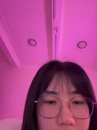 Queen_2k6 stripchat stream image