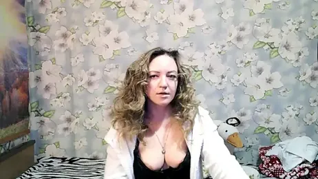 KattyLuuu stripchat stream image
