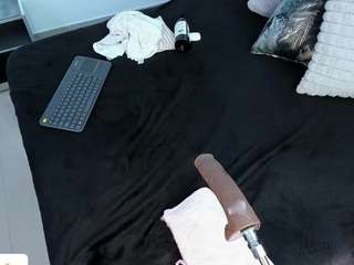 angie-roses camsoda stream image