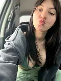 JulliaVegas stripchat stream image