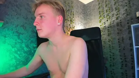 AlexxSweet stripchat stream image