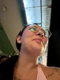 You-kitty2025 stripchat stream image