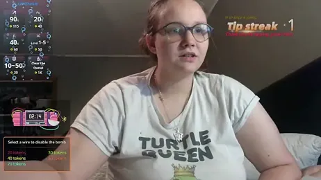 TurtleLady420 stripchat stream image