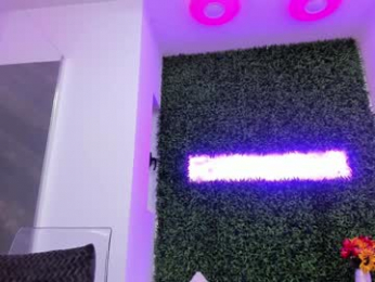 hotfallingdevil chaturbate stream image