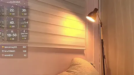 emily_sweett24 stripchat stream image