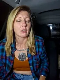 SheIsSomething stripchat stream image