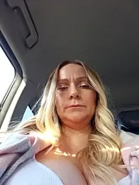 Bondgirl_013 stripchat stream image