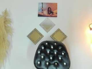 gilary camsoda stream image