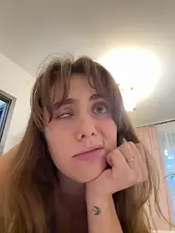 MariiD stripchat stream image