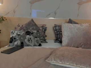 leathompson1 camsoda stream image