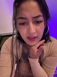 Rae_Lil_White stripchat stream image