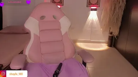 shayla_18 stripchat stream image