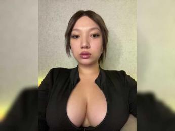 Goldlove10 bongacams stream image