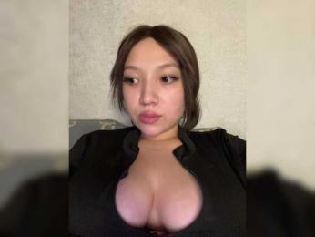 Goldlove10 bongacams stream image