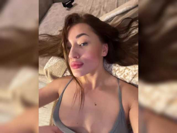 juicy-peachh bongacams stream image