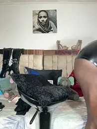 LeilaLopez stripchat stream image