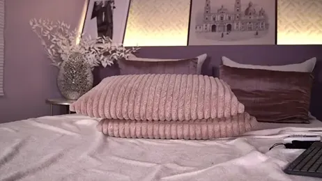 ElleDiane stripchat stream image