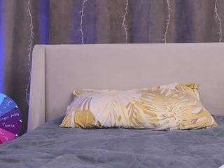 yourfeetmodel camsoda stream image, 10.12.2025 07:40