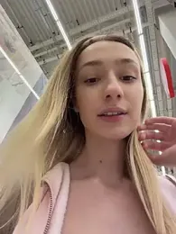 Lia__Love stripchat stream image