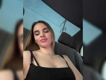 LedyMiya bongacams stream image