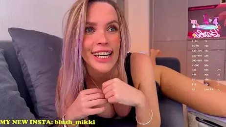 mikkixmeow stripchat stream image