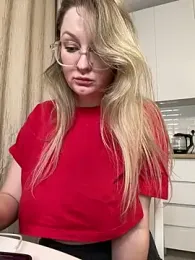 Teya_moon_ stripchat stream image