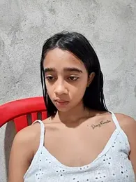 Zoe_Sweett18 stripchat stream image