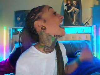 starryari69 camsoda stream image